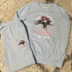 Abercrombie Kids Sweatshirt and Sweatpants